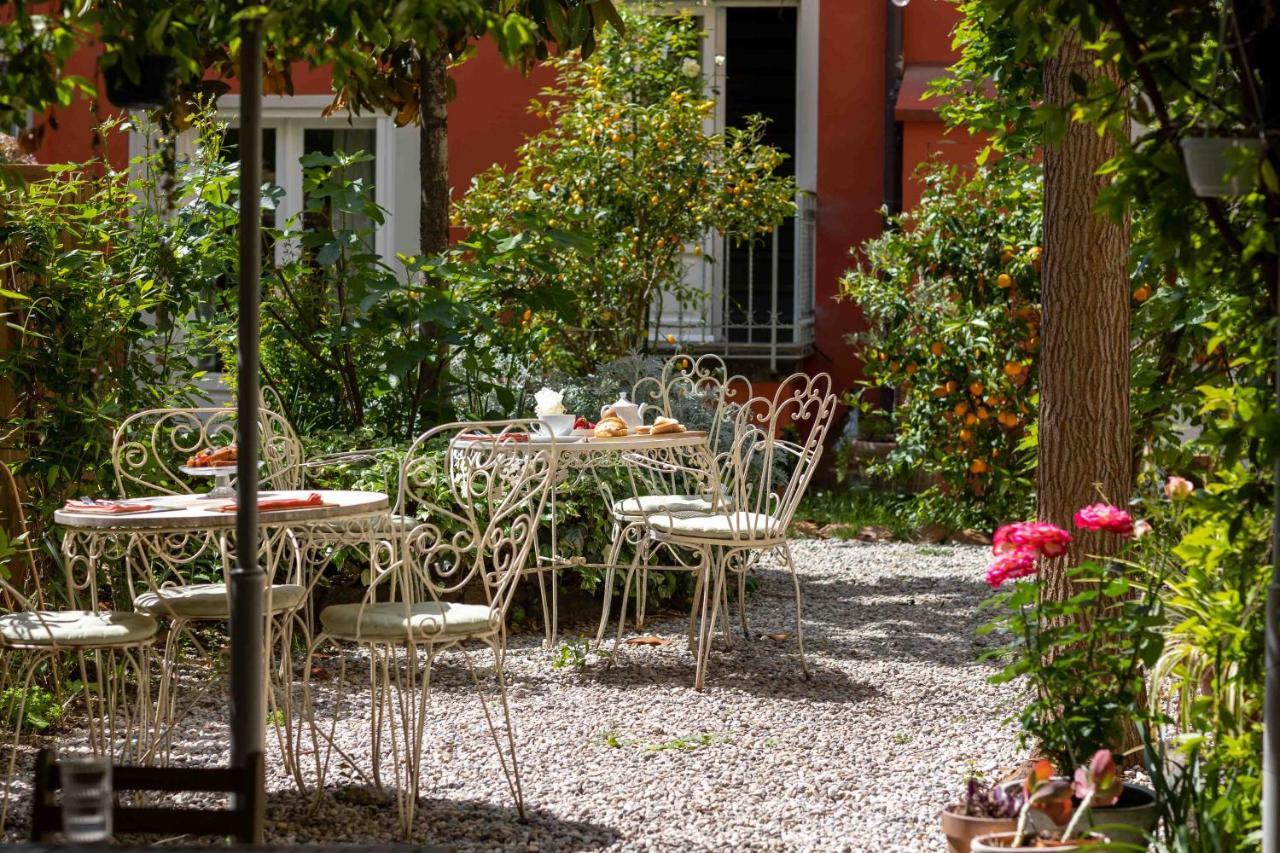 Secret Garden Firenze B&B Exteriör bild