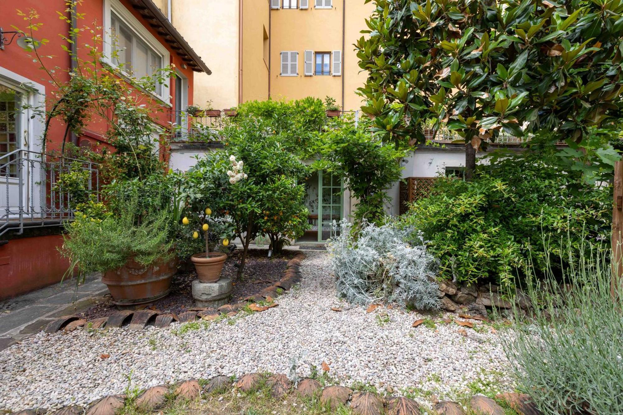Secret Garden Firenze B&B Exteriör bild